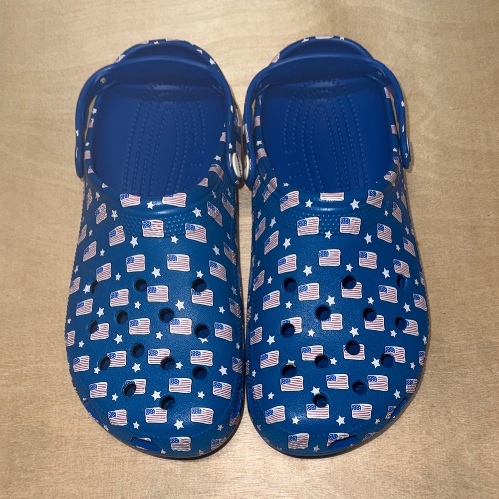 CROCS American Flag Pattern